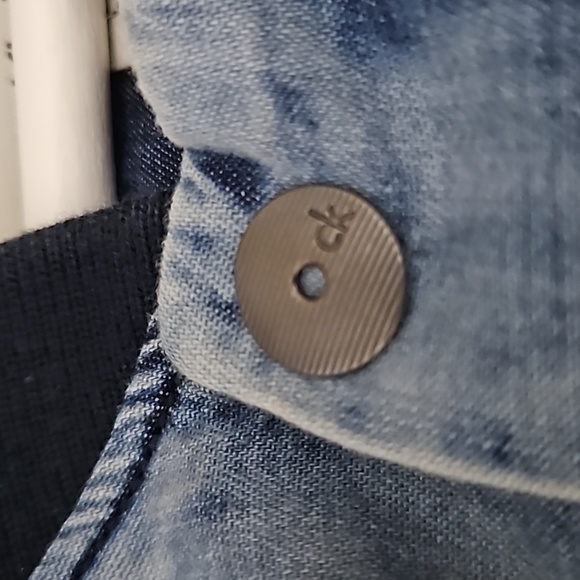 CALVIN KLEIN JEANS Soft Effect Bomber Jacket Size Large - Picture 9 of 9